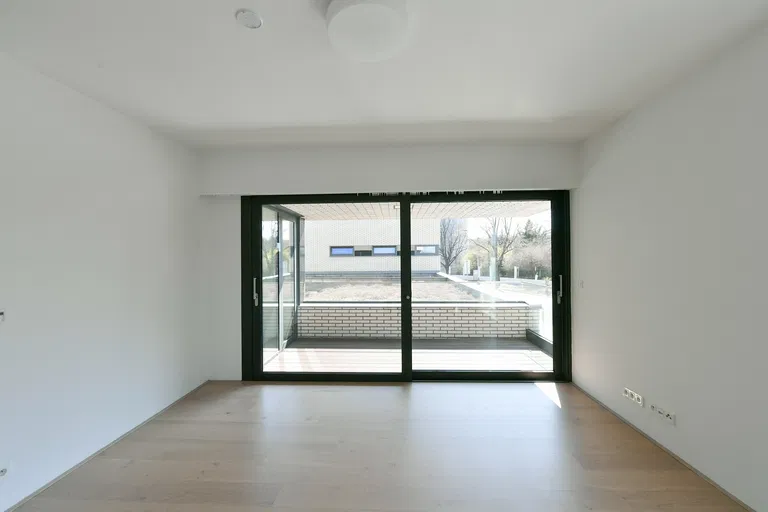 U Laboratoře, Střešovice - Prague 6 | Rent, Apartment, Three-bedroom (4+kk), 192 m²