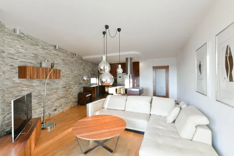 Jeseniova, Žižkov - Praha 3 | Pronájem, Byt, 4+kk, 116 m²