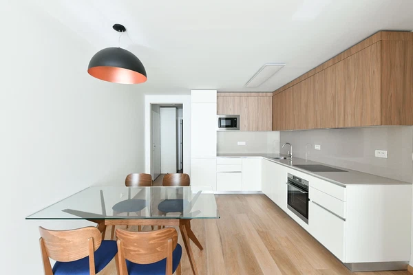 Holečkova, Smíchov - Prague 5 | Rent, Apartment, One-bedroom (2+kk), 79 m²