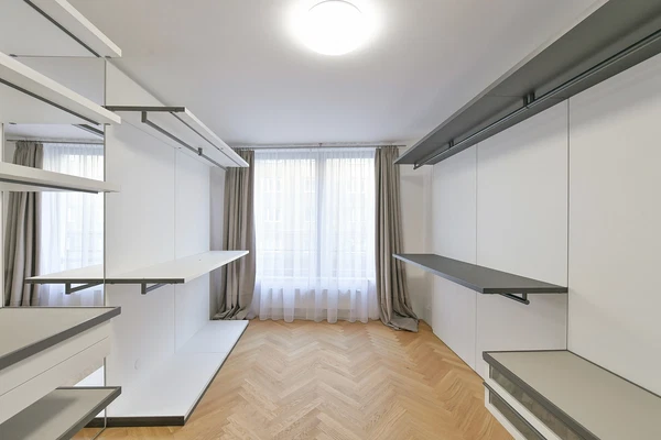 Sámova, Vršovice - Prague 10 | Rent, Apartment, Two-bedroom (3+kk), 113 m²