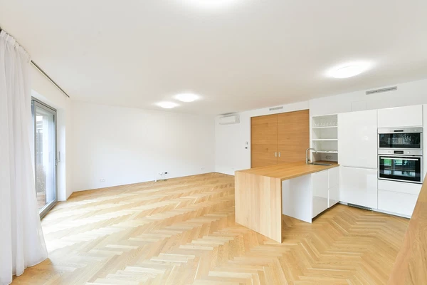 Sámova, Vršovice - Prague 10 | Rent, Apartment, Two-bedroom (3+kk), 113 m²