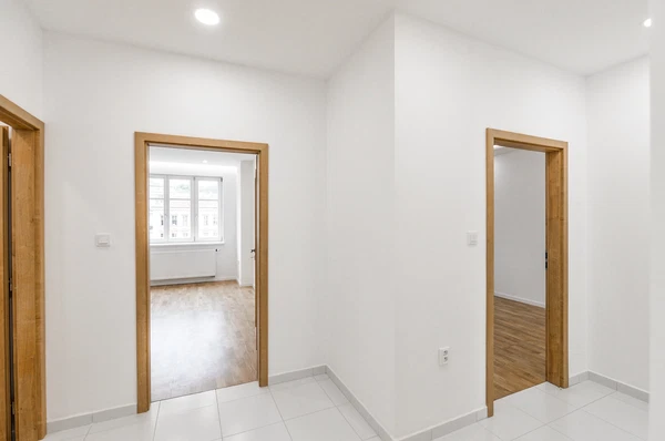 Lukášova, Žižkov - Prague 3 | Rent, Apartment, Two-bedroom (3+1), 85 m²