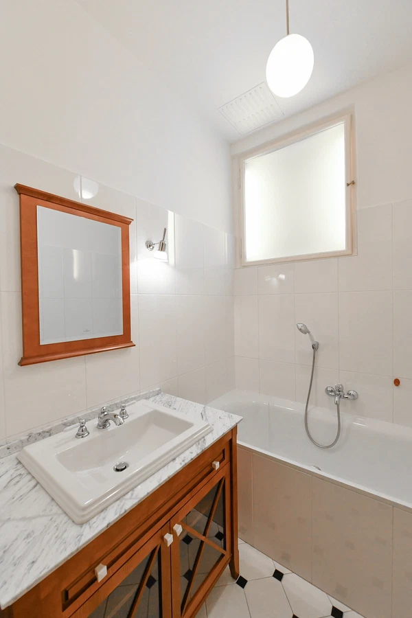 Senovážné náměstí, Nové Město - Prague 1 | Rent, Apartment, Four-bedroom (5+1), 178 m²