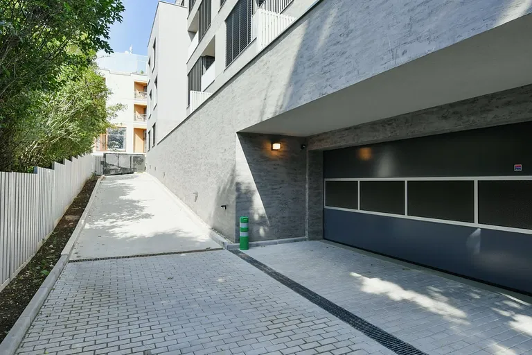 U Vlachovky, Libeň - Prague 8 | Rent, Apartment, One-bedroom (2+kk), 54 m²