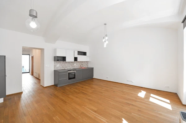 U Studánky, Bubeneč - Praha 7 | Pronájem, Byt, 2+kk, 63 m²