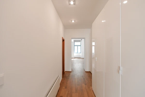 U Studánky, Bubeneč - Praha 7 | Pronájem, Byt, 2+kk, 63 m²