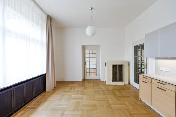 Na Valech, Hradčany - Prague 6 | Rent, Apartment, Five-bedroom (6+1), 280 m²