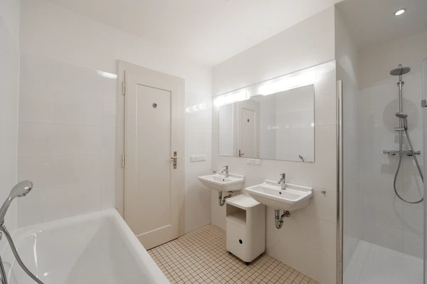 Na Valech, Hradčany - Prague 6 | Rent, Apartment, Five-bedroom (6+1), 280 m²