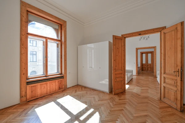 Ibsenova, Vinohrady - Prague 2 | Rent, Apartment, Three-bedroom (4+1), 171 m²