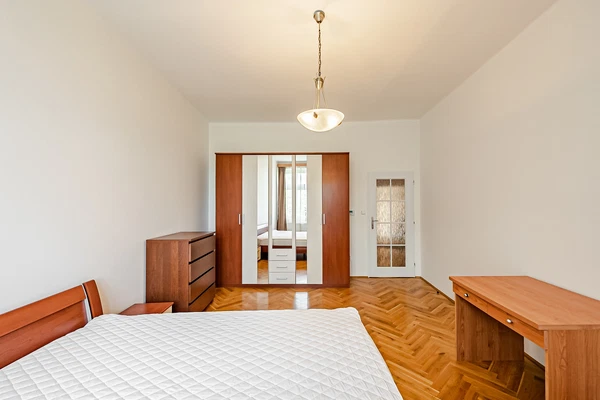 Jugoslávských partyzánů, Bubeneč - Praha 6 | Pronájem, Byt, 2+kk, 62 m²