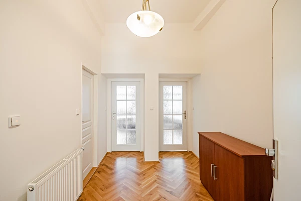 Jugoslávských partyzánů, Bubeneč - Praha 6 | Pronájem, Byt, 2+kk, 62 m²