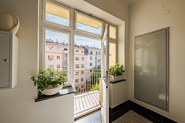 Jugoslávských partyzánů, Bubeneč - Praha 6 | Pronájem, Byt, 2+kk, 62 m²