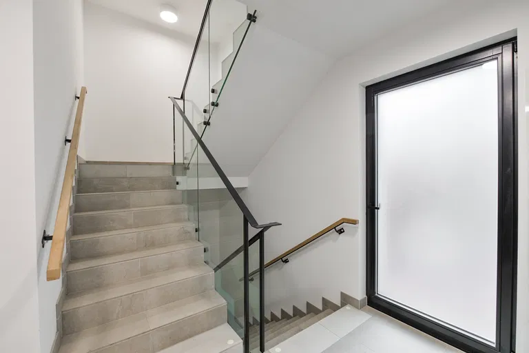 U Pernikářky, Smíchov - Praha 5 | Pronájem, Byt, 4+kk, 124 m²