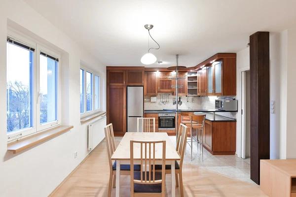 U Kombinátu, Strašnice - Praha 10 | Pronájem, Byt, 4+kk, 105 m²