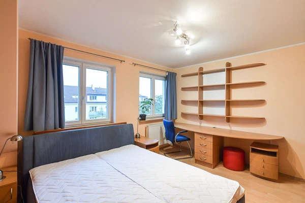 U Kombinátu, Strašnice - Praha 10 | Pronájem, Byt, 4+kk, 105 m²