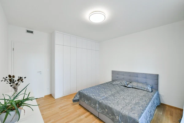 Mezi vodami, Modřany - Praha 4 | Prodej, Byt, 2+kk, 67 m²