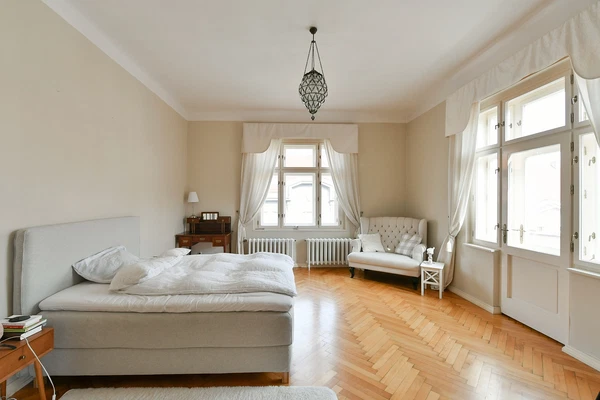 Národní obrany, Bubeneč - Prague 6 | Rent, Apartment, One-bedroom (2+1), 69 m²