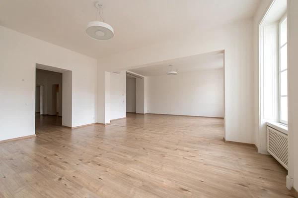 Gorkého, Staré Mesto - Bratislava I | Rent, Apartment, Three-bedroom (4+1), 220 m²