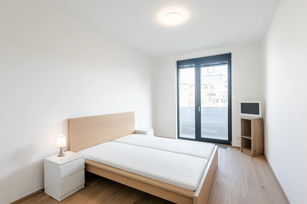 Osadní, Holešovice - Praha 7 | Prodej, Byt, 2+kk, 67 m²