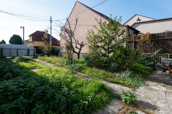 Rádiová, Ružinov - Bratislava II | Sale, House, Two-bedroom (3+1), 250 m²