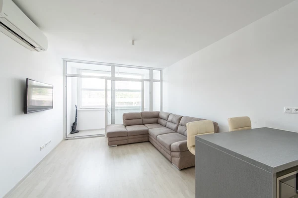 Panónska cesta, Petržalka - Bratislava V | Sale, Apartment, One-bedroom (2+kk), 53 m²