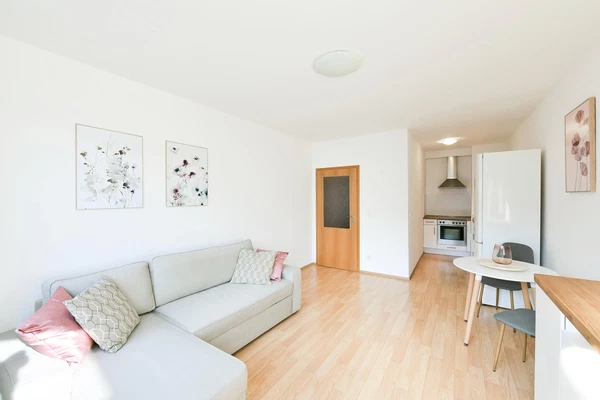 Poupětova, Holešovice - Prague 7 | Rent, Apartment, One-bedroom (2+kk), 48 m²