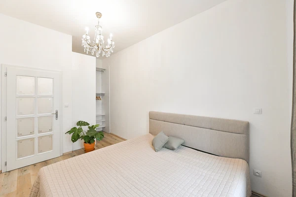 Na Spojce, Vršovice - Prague 10 | Rent, Apartment, One-bedroom (2+kk), 43 m²