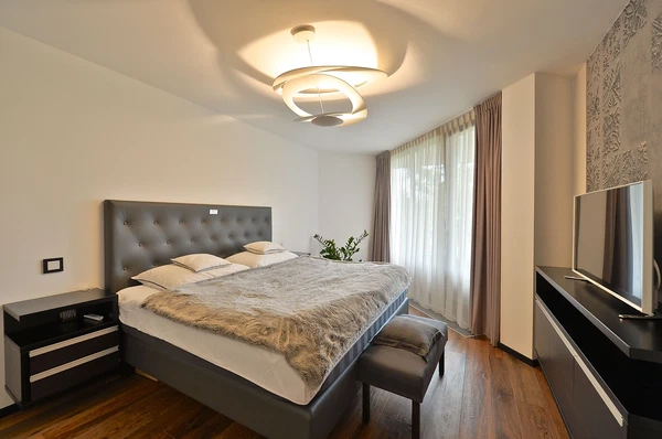 Ke Kapslovně, Žižkov - Prague 3 | Rent, Apartment, One-bedroom (2+kk), 83 m²