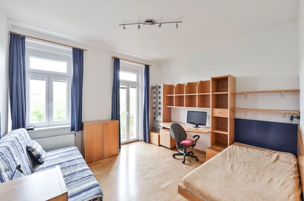 Holandská, Vršovice - Prague 10 | Rent, Apartment, Two-bedroom (3+1), 81 m²