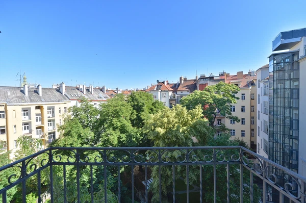 Ibsenova, Vinohrady - Prague 2 | Rent, Apartment, Five-bedroom (6+1), 250 m²