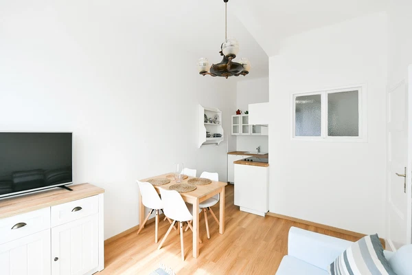 Kodaňská, Vršovice - Prague 10 | Rent, Apartment, One-bedroom (2+kk), 50 m²