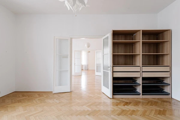 Grösslingová, Staré Mesto - Bratislava I | Sale, Apartment, Three-bedroom (4+kk), 169 m²