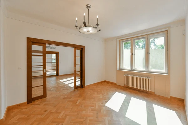 Apolinářská, Nové Město - Prague 2 | Rent, Apartment, Seven-bedroom (8+1), 281 m²