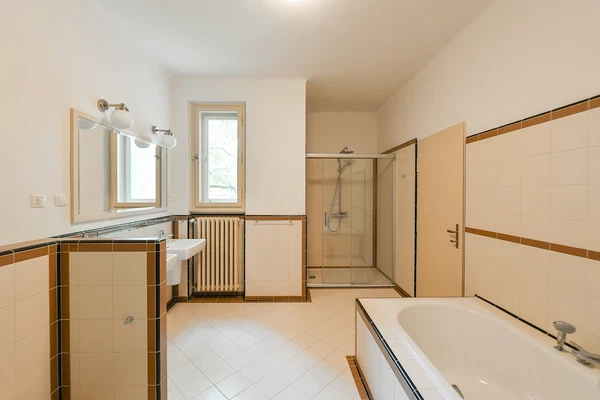 Apolinářská, Nové Město - Prague 2 | Rent, Apartment, Seven-bedroom (8+1), 281 m²