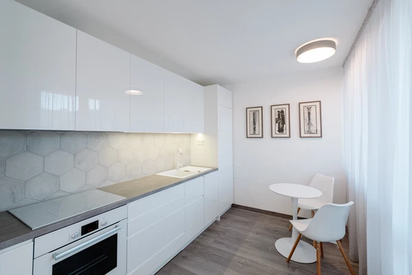 Kozia, Staré Mesto - Bratislava I | Pronájem, Byt, 2+kk, 65 m²