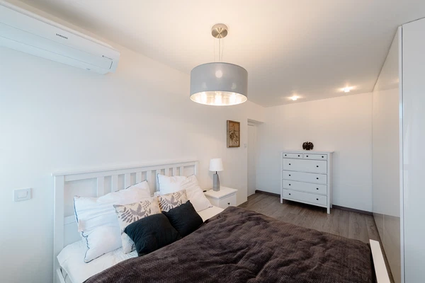 Kozia, Staré Mesto - Bratislava I | Rent, Apartment, One-bedroom (2+kk), 65 m²