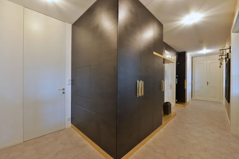 Pařížská, Josefov - Prague 1 | Rent, Apartment, Four-bedroom (5+kk), 212 m²