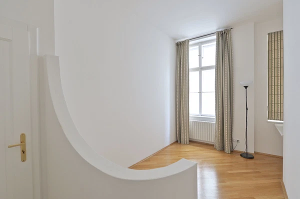 Odborů, Nové Město - Prague 2 | Rent, Apartment, Three-bedroom (4+kk), 126 m²