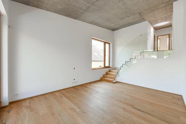 5. máje, Motol - Prague 5 | Sale, Apartment, Three-bedroom (4+kk), 123 m²