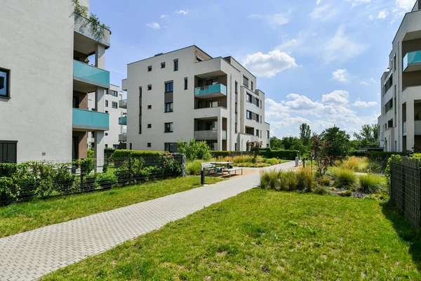 Saarinenova, Hloubětín - Praha 9 | Pronájem, Byt, 2+kk, 49 m²