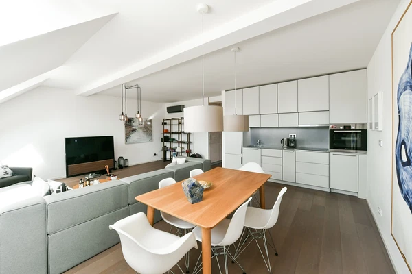 U Studánky, Bubeneč - Praha 7 | Pronájem, Byt, 2+kk, 80 m²