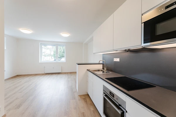 Lovčická, Klánovice - Prague 9 | Rent, Apartment, One-bedroom (2+kk), 59 m²