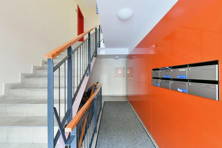 Šlikova, Břevnov - Prague 6 | Rent, Apartment, Three-bedroom (4+kk), 261 m²