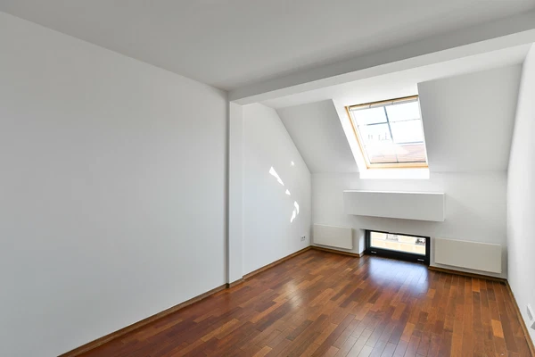 U Studánky, Bubeneč - Prague 7 | Rent, Apartment, Three-bedroom (4+kk), 116 m²