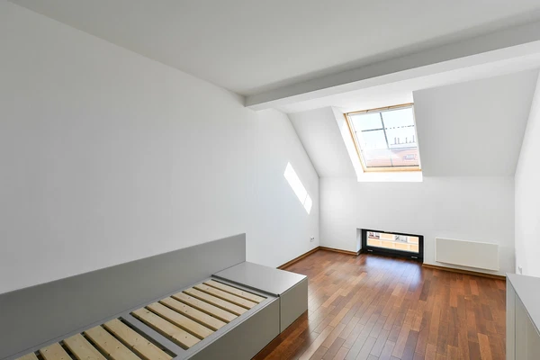 U Studánky, Bubeneč - Prague 7 | Rent, Apartment, Three-bedroom (4+kk), 116 m²