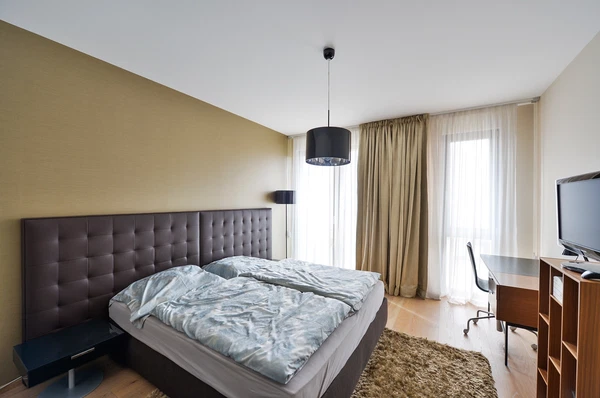 Voctářova, Libeň - Prague 8 | Sale, Apartment, One-bedroom (2+kk), 62 m²