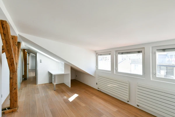 Jaselská, Bubeneč - Praha 6 | Pronájem, Byt, 4+kk, 192 m²