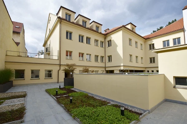 Mostecká, Malá Strana - Prague 1 | Rent, Apartment, One-bedroom (2+kk), 70 m²