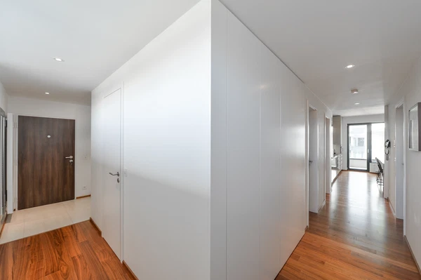 U Michelského mlýna, Michle - Prague 4 | Rent, Apartment, Two-bedroom (3+kk), 95 m²