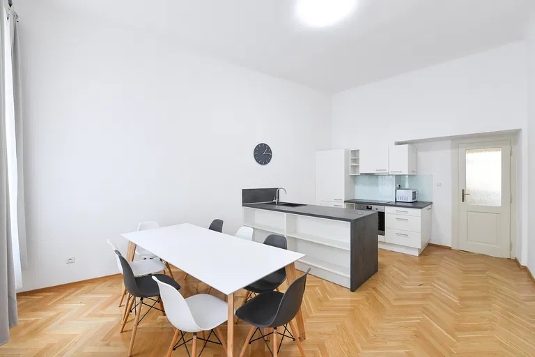 Na Struze, Nové Město - Prague 1 | Rent, Apartment, Two-bedroom (3+1), 124 m²